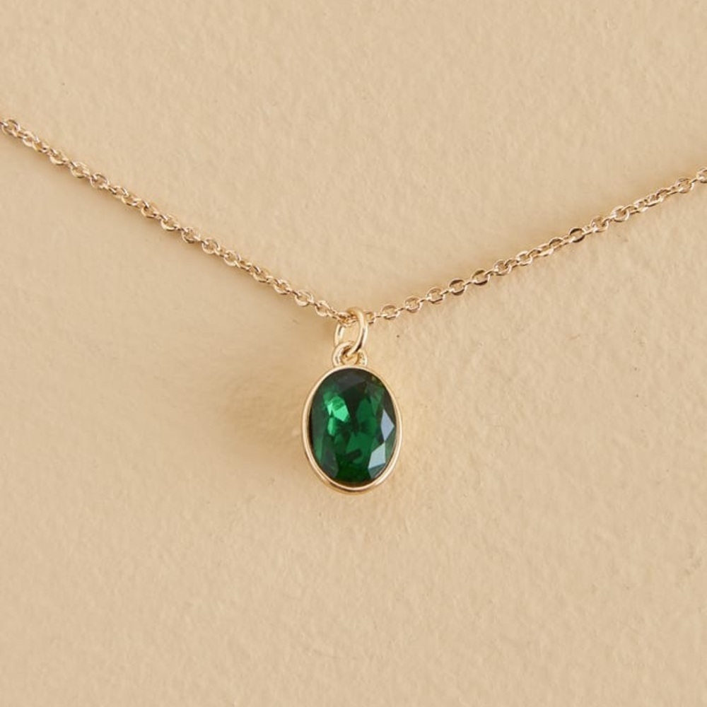 Emerald Birthstone Pendant Necklace